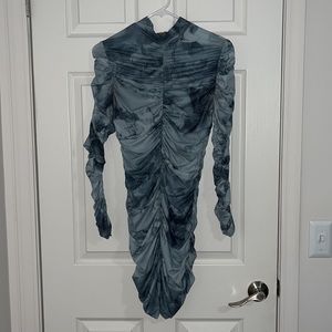 FOREVER 21 Blue grey long sleeve fitted dress with baby angels